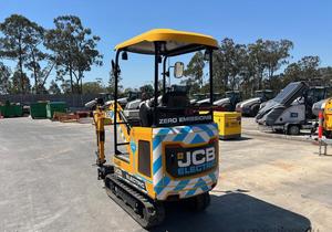 Excavatrice électrique JCB 19C ETEC U4938, neuve et prête à l'emploi ! - Product Image 4