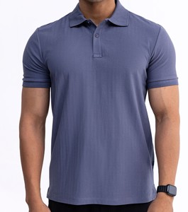 Polos élégants pour hommes Polos OEM Custom Fashion Tee Trendy à manches courtes Couleur claire Sans col avec deux boutons Confort - Product Image 5