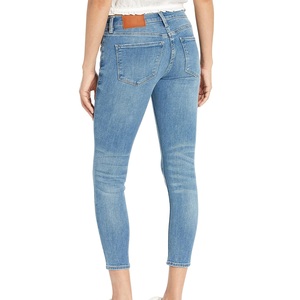 Pantalones vaqueros ajustados de alta calidad para mujer, pantalones lavados azules claros informales de última tendencia con logotipo de cintura de tela de lona - Product Image 2