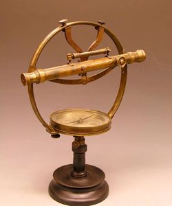 Premium Metal Telescope With Vintage Look Suitable For <b>Decorative</b> Display And <b>Nautical</b> Theme Interiors - Product Image 1