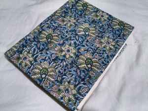 Tela de algodón con estampado de bloques a mano 100%, diseños indios tradicionales, prendas y textiles artesanales en muchos colores - Product Image 3