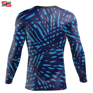 Dernière conception de vêtements de sport pour hommes Rash Guard couleur unie manches longues avec impression de logo personnalisé en gros personnalisé - Product Image 2