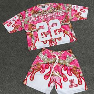 Jersey de malla con impresión sublimada personalizada y pantalones cortos, camiseta de fútbol a la moda, diseño de logotipo bordado, conjuntos de ropa de calle de verano - Product Image 6