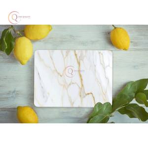 Bloc à découper en marbre blanc avec impression dorée et vaisselle de qualité supérieure Planche de boucher naturelle pour la maison et la cuisine - Product Image 4