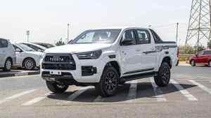 โตโยต้า ไฮลักซ์ ดีแค็บ จีอาร์-สปอร์ต ปี 2023 สภาพดี ใช้งานน้อย - Product Image 2