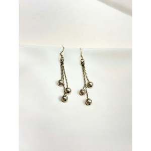 Boucles d'oreilles pendantes Tridha Classic Fish Hook en argent 925 avec perle d'eau douce plaquée or, forme boule, style classique, bijoux en or - Product Image 4