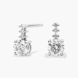 Boucles d'oreilles pendantes élégantes et tendance en or 10 carats avec diamant moissanite rond, style classique, design suspendu pour cadeau de fête - Product Image 3