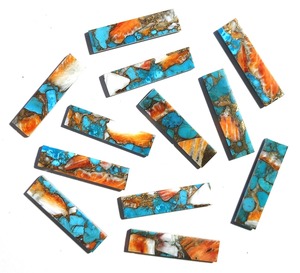 Fournisseur de pierres précieuses naturelles semi-précieuses faites à la main de haute qualité, disques plats rectangulaires turquoise huître 6x18 mm, Baselworld - Product Image 1