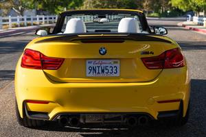 BMW M4 Convertible 2018 Usado en Buen Estado, Paquete Competición - Product Image 2
