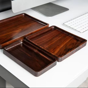 Plateau en bois rectangulaire moderne, éco-responsable, fait main, aux couleurs naturelles, toutes tailles disponibles - Product Image 1