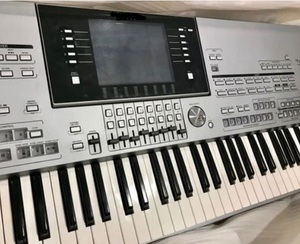 NEW FAV Tyros 5 76 Keys Arranger Workstations 76 Key Digital Pia-no - Product Image 4