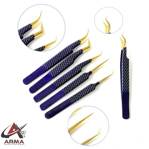 Pince à épiler d'extension de cils à pointe en or 24 carats en acier inoxydable durable testée à la main avec une forte adhérence et une isolation à pointe pointue - Product Image 1