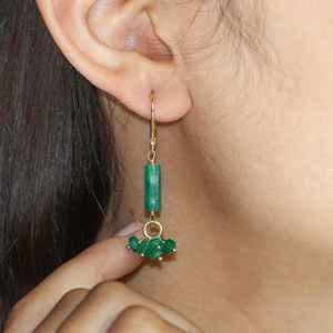 Boucles d'oreilles pendantes perlées émeraude verte pour femmes boucles d'oreilles en grappe de crayon hexagone bijoux en pierres précieuses faits à la main cadeau pour elle - Product Image 3