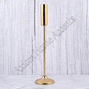 Échantillon gratuit Nouveau design Bougeoir en métal de luxe moderne Bougeoir personnalisé Bocal en pot Plaqué or de luxe pour bougie - Product Image 4