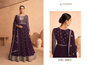 Vestido Anarkali Salwar Kameez de calidad premium hecho en Heavy Fox Georgette con trabajo de secuencias bordadas - Product Image 4