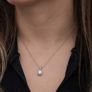 Juego de Anillo y Colgante de Diamantes Reales de Plata Hallmark para Compromiso, el Compañero Perfecto - Product Image 2