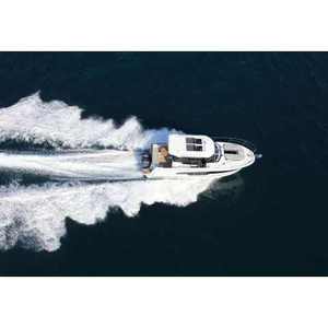 Jeanneau 1095 Merry Fisher Cabin Cruiser Modelo 2024 Motor Diésel 10.5m - Product Image 3