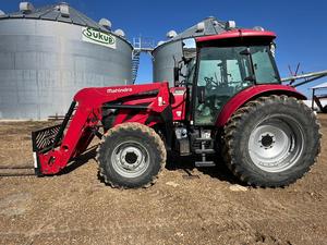 Tractor Mahindra 9125S Usado de Segunda Mano, Maquinaria Agrícola, Tractor Mahindra Usado con Tracción en las 4 Ruedas, Precio Económico - Product Image 5