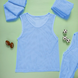 Maillots de football en gros, gilets d'entraînement en mesh, gilets d'entraînement respirants, dernier design, vêtements d'entraînement sportifs colorés, dossards - Product Image 3