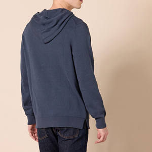 Sweat à capuche d'hiver pour homme - 100% coton polaire, pull oversize respirant, tissu tricoté écologique, poche à impression sérigraphique - Product Image 2