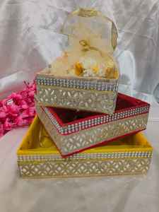 ชุดตะกร้าของขวัญคืนผลไม้แห้ง3ชิ้นชุด tokri หลากสีแฟนซีสำหรับพิธีอินเดียชากุนและพิธีกรรมใช้สำหรับทุกฟังก์ชั่นของอินเดีย - Product Image 4