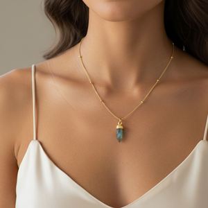 Pendentif en labradorite plaqué or sur chaîne à billes en argent sterling 925, petite forme de balle, tendance, bijoux de fête et de mariage - Product Image 5