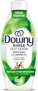 Downy RINSE & REFRESH Détachant et Adoucissant pour Vêtements de Sport, Parfum Active Fresh, 48 oz - Product Image 2