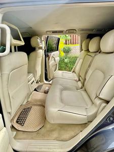 OFERTA PROMOCIONAL en NISSAN PATROL PLATINUM 2023 USADO, DIÉSEL DE LUJO, VOLANTE A LA IZQUIERDA, NEUMÁTICOS R18 con ENVÍO GRATUITO A TODO EL MUNDO - Product Image 3