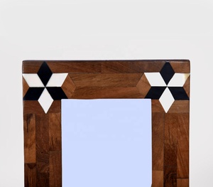 Marco de fotos de madera tallado a mano más vendido Diseño de decoración del hogar Mango Wood venta directa de fábrica - Product Image 2
