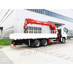 Grúa Montada en Camión ISUZU GIGA 6x4, Precio de Fábrica, Grúa Telescópica de 12 Toneladas para Camión en Venta - Product Image 6