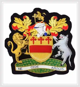 Badges et patchs de marque de vêtements de mode brodés à la main en fil de métal personnalisé OEM - Product Image 5