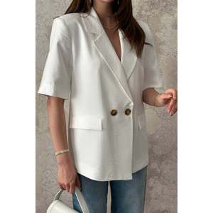 Chaqueta de Manga Corta con 2 Botones para Mujer, Color Blanco Hueso, Marca Elisa Fashion - Color Crudo - Product Image 4
