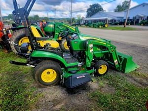 Tracteurs John Deere 2025R d'occasion avec cabine à vendre - Product Image 3