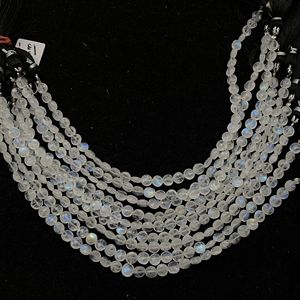 Venta al por mayor Rainbow Moonstone Faceted Coin Shape Briolette Beads White Stone Beads para joyería - Product Image 3