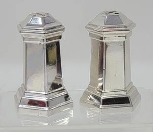 Durable Aluminum <b>Salt</b> <b>Pepper</b> <b>Shaker</b> Set For Home Kitchen Use Offering Long Lasting Quality And Daily Use - Product Image 1