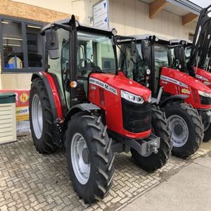 รถแทรกเตอร์มือสอง Massey Ferguson 4708 M ขับเคลื่อน 4 ล้อ 120 แรงม้า สีแดง สำหรับงานเกษตร ระบบเกียร์ขับเคลื่อน ประสิทธิภาพสูง รับประกัน 3 ปี - Product Image 1
