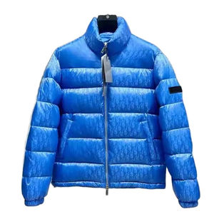 Veste de survêtement pour homme en polyester/nylon de qualité supérieure, col montant, logo sur le devant, manches longues, vêtements d'hiver, différentes couleurs, styles unis - Product Image 1
