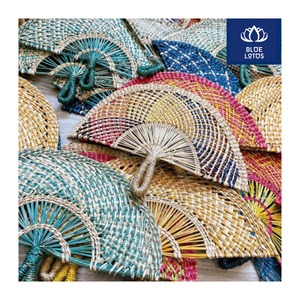 ¡MEJOR VENTA: VENTILADOR NAN HECHO A MANO DE ALTA CALIDAD-HIERBA MARINA VIETNAMITA TRADICIONAL, ESTILO SOSTENIBLE! -LOTO AZUL - Product Image 1