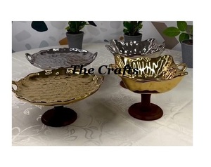 Ensemble de quatre bols de service en aluminium argenté et doré, forme personnalisée, bol à dessert à prix abordable - Product Image 2