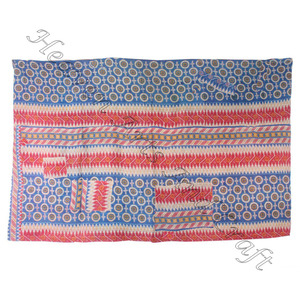 Edredón Kantha Gudari Venta caliente Proveedor de oro Nueva colección Edredón Kantha hecho a mano Algodón Impreso Indio - Product Image 2