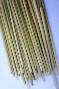 Pailles en herbe naturelle faites à la main du Vietnam pour boissons froides, cafés, hôtels et exportation en gros - Product Image 5