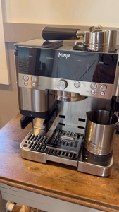 Cafetera Súper Semiautomática para Uso Doméstico con 20 Bares de Presión, Vaporizador de Leche, Acero Inoxidable, Fácil Limpieza - Product Image 4