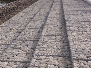 Panier <span class=keywords><strong>gabion</strong></span> hexagonal en fil de fer galvanisé à chaud 3,05 mm, mailles 80x100 mm, 2x1x1 m, <span class=keywords><strong>pour</strong></span> contrôle des inondations et mur de soutènement en <span class=keywords><strong>pierre</strong></span> - Product Image 5