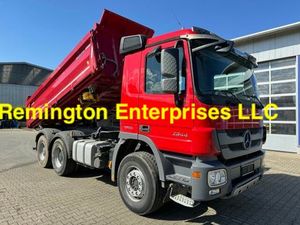 Camion benne d'occasion Mercedes-Benz Actros 2644 6x4 Diesel 40T Euro 6 pour transport lourd et travaux d'ingénierie, modèle 2014 - Product Image 2