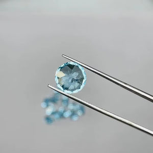 Topacio azul natural limpio de 11 mm, corte redondo, calidad AAA con brillo AAA y buen color, perfecto para tallar y pulir. - Product Image 4