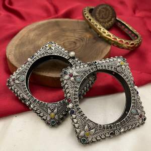 Designer Simple Look Terrific Collection Of Premium Quality Oxidised <b>Silver</b> Designs For Girls Fashionable <b>Bangle</b> For <b>Women</b> - Product Image 2