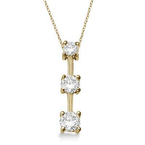 Collar con Colgante de Diamantes Graduados de Tres Piedras en Oro Amarillo de 14k, 0.25ct, Elegante y Lujoso - Product Image 1