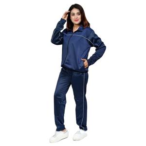 Ensemble de survêtement streetwear pour femme, à capuche, imprimé uni, coupe régulière, qualité supérieure, léger, vente en gros, collection hiver, best-seller - Product Image 5