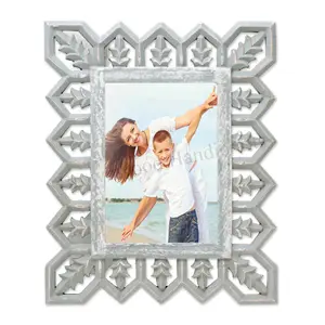 Modern Design Hot Selling 7 X 5 Inch MDF Wooden Photo Frame With Handmade Intricate Carvings Low MOQ For Online Seller