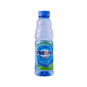 Los minoristas ofrecen Mizone a la venta en sabores variados y tamaños de botellas convenientes - Product Image 3